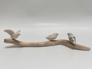 Frederique Delcourt Trois oiseaux sur une branche