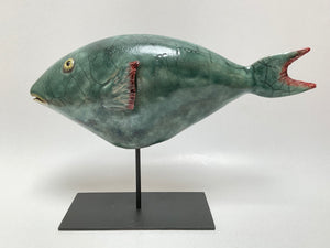 Frédérique Delcourt Poisson perroquet vert et rouge