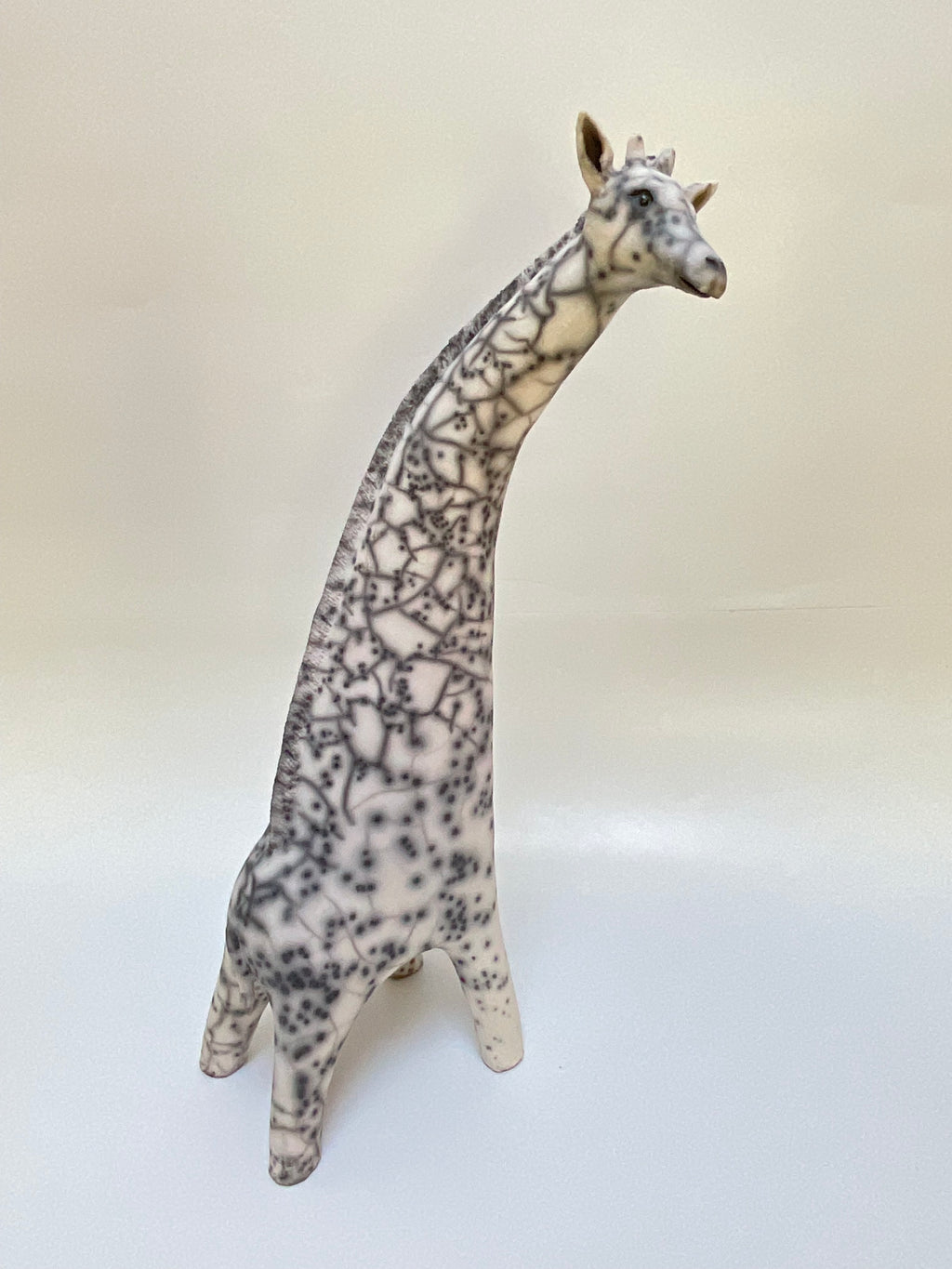 Frédérique Delcourt girafe raku nu